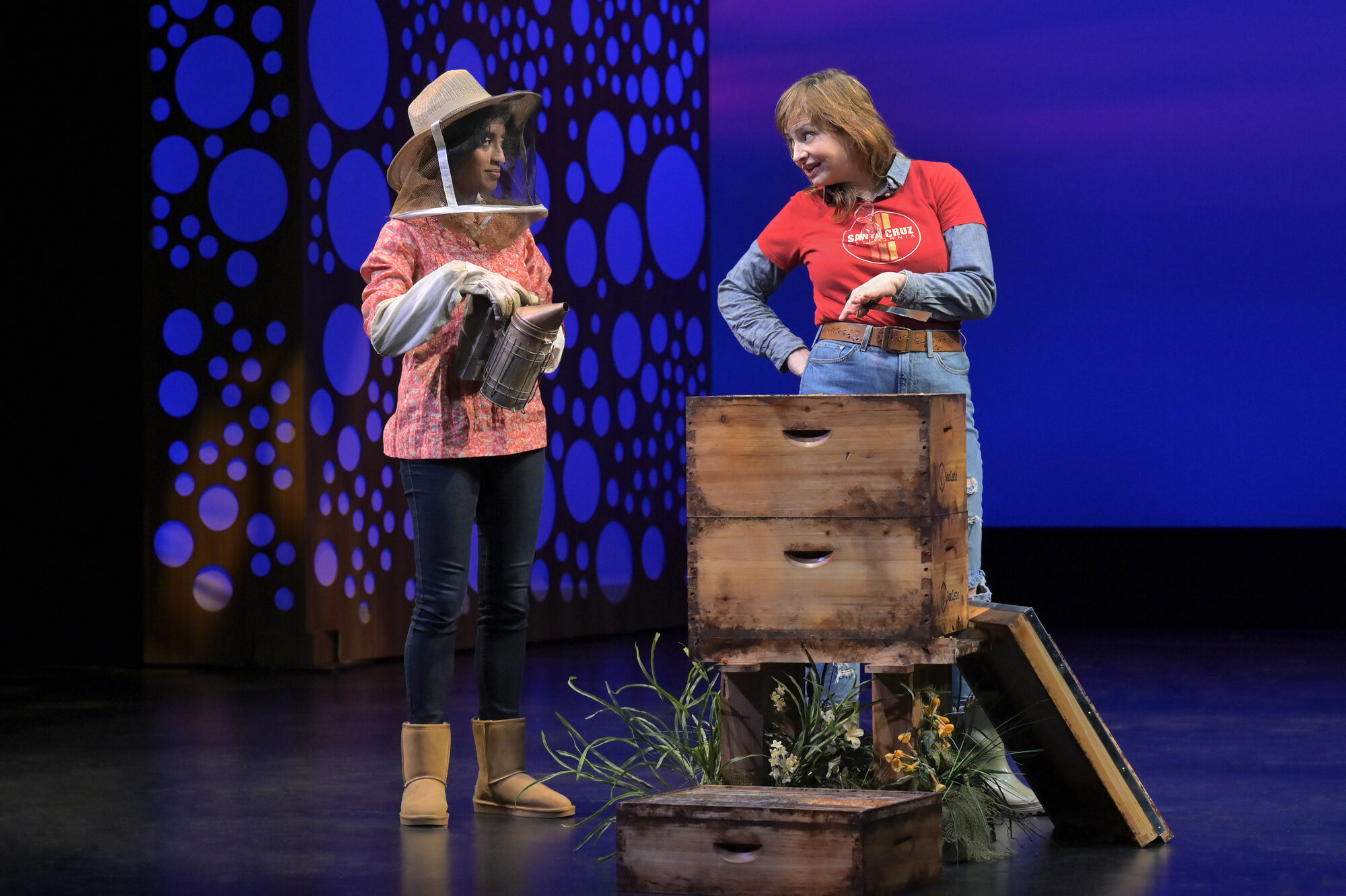 Beekeeper costume in Queen